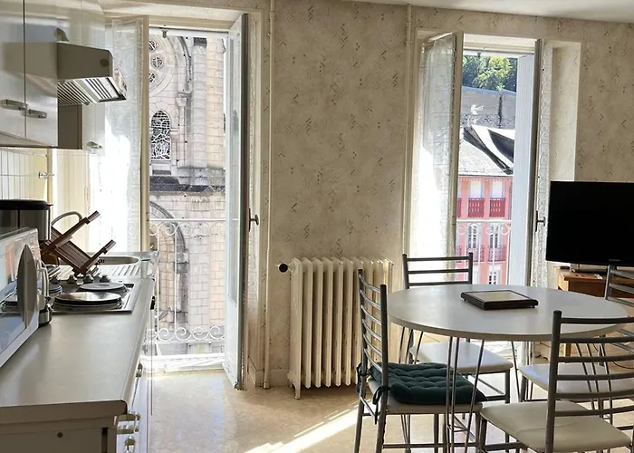 T3 Au Cœur De Cauterets, Proche Thermes Et Télécabines - Fr-1-234-132 Apartamento *